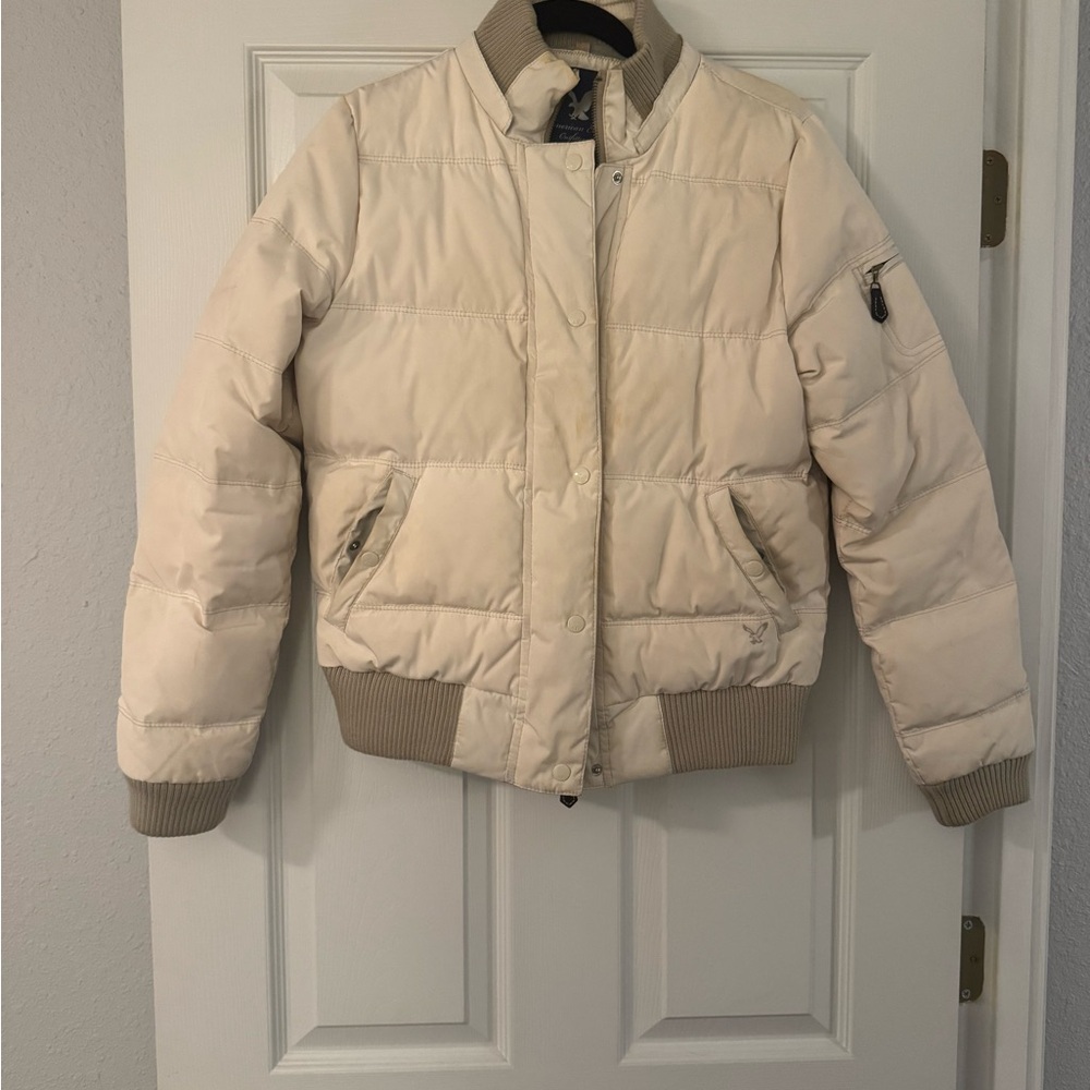 American Eagle Outfitters Cream Puffer Jacket